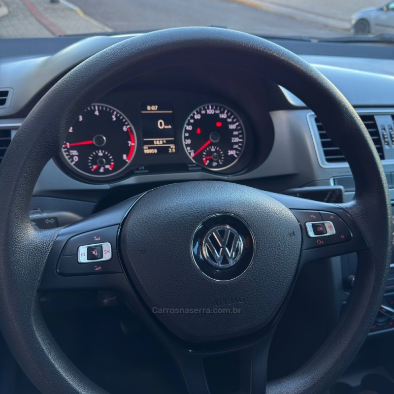 FOX 1.6 CONNECT 8V FLEX 4P MANUAL - 2018 - LAJEADO