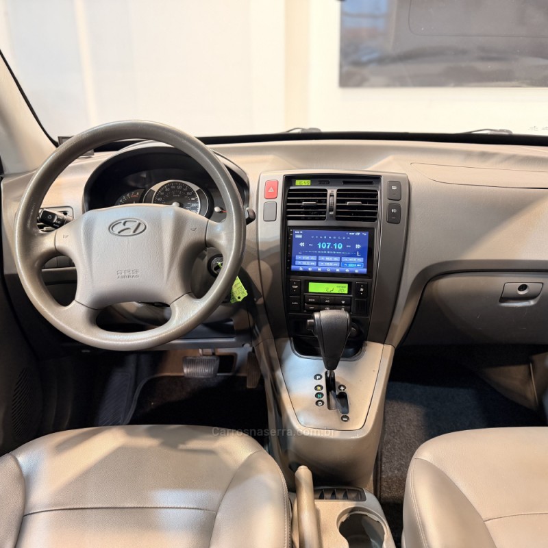 TUCSON 2.0 MPFI GLS 16V 143CV 2WD FLEX 4P AUTOMÁTICO - 2016 - NOVO HAMBURGO