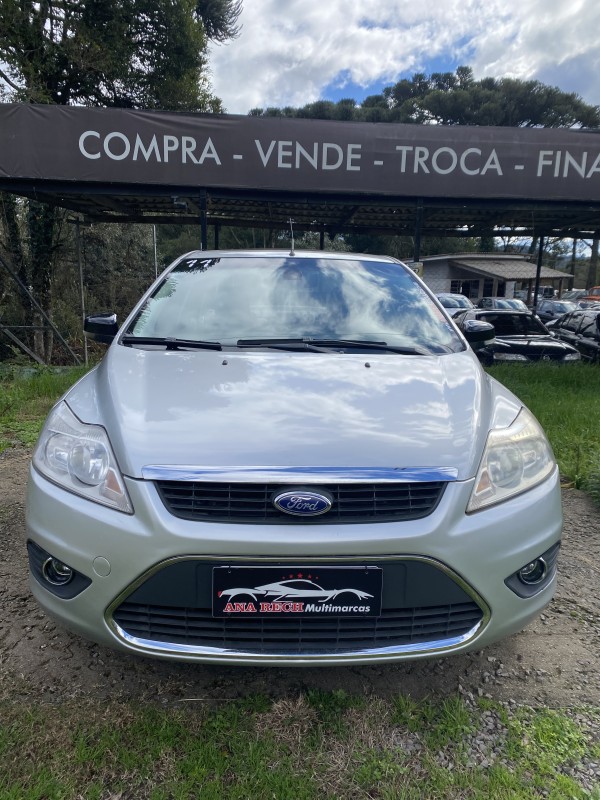 FOCUS 2.0 TITANIUM 16V FLEX 4P AUTOMÁTICO - 2011 - CAXIAS DO SUL