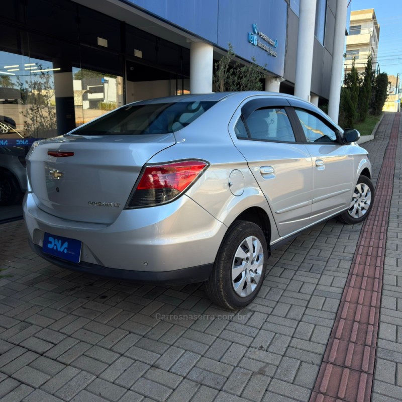 PRISMA 1.0 MPFI LT 8V FLEX 4P MANUAL - 2015 - LAJEADO