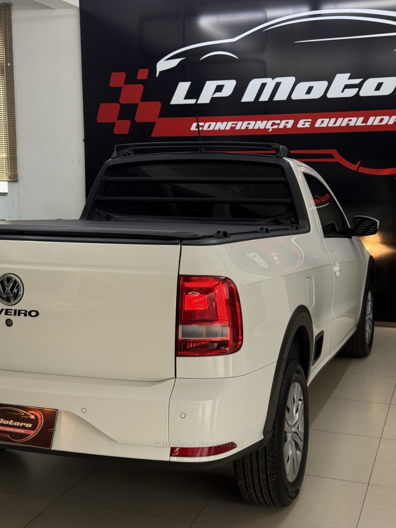 SAVEIRO 1.6 MI TRENDLINE CD 8V FLEX 2P MANUAL - 2023 - FARROUPILHA