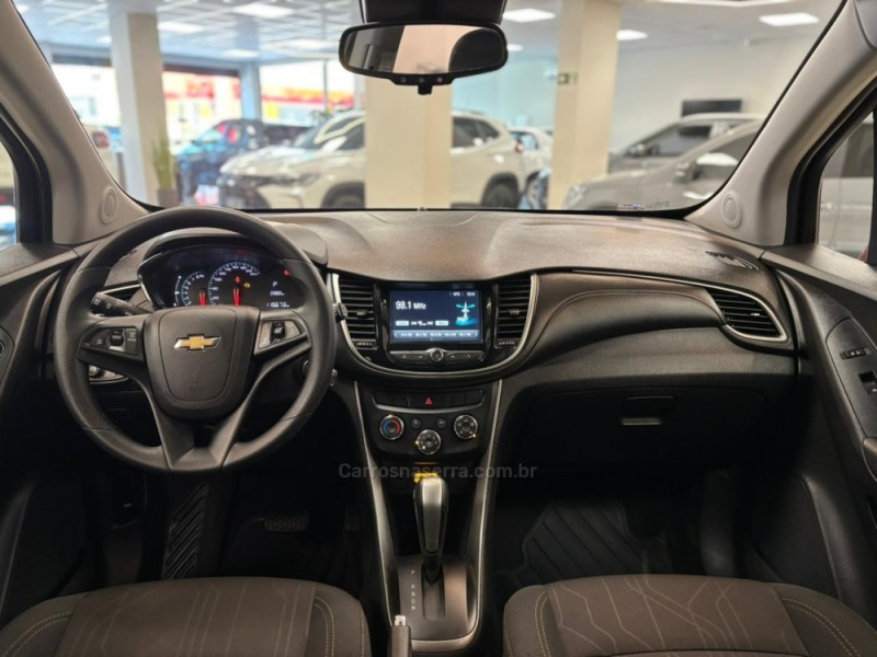 TRACKER 1.4 16V TURBO FLEX LT AUTOMÁTICO - 2018 - CARLOS BARBOSA