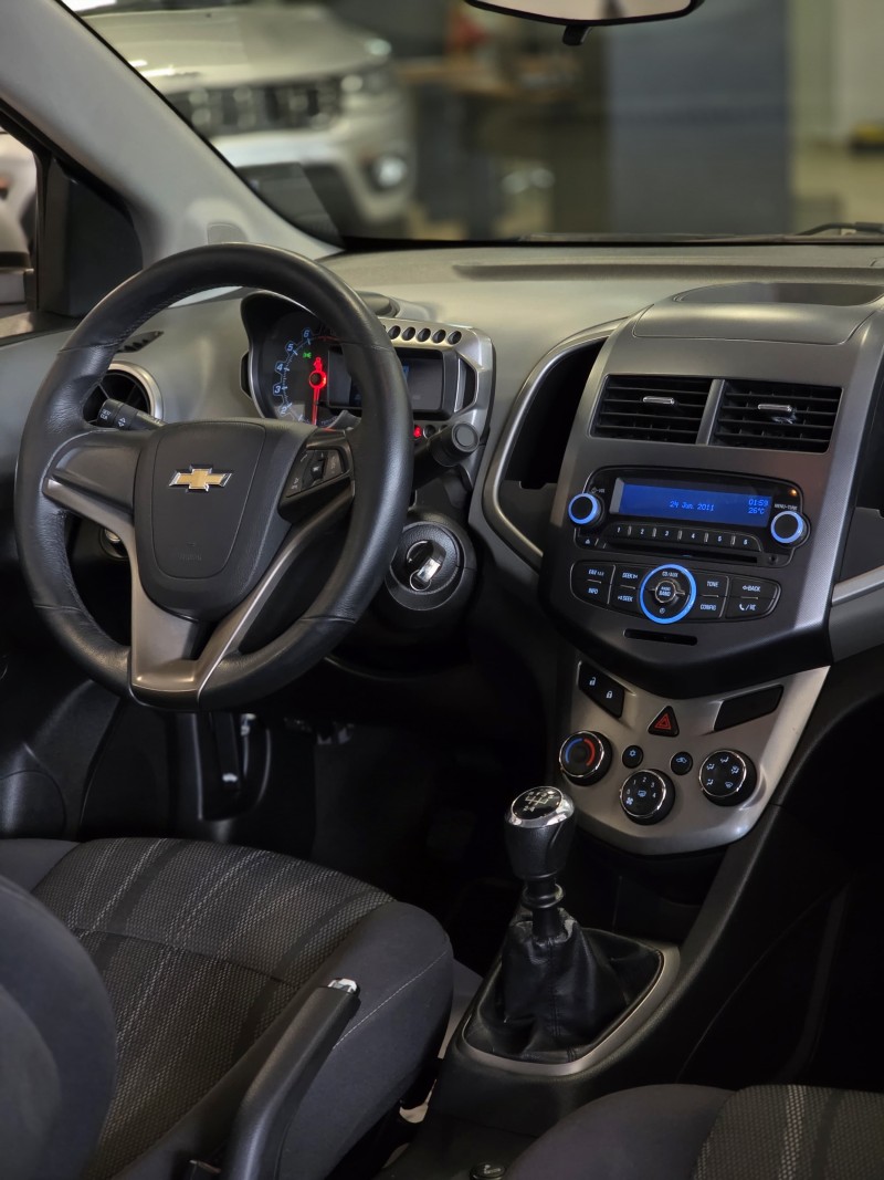 SONIC 1.6 LTZ SEDAN 16V FLEX 4P MANUAL - 2013 - CAXIAS DO SUL