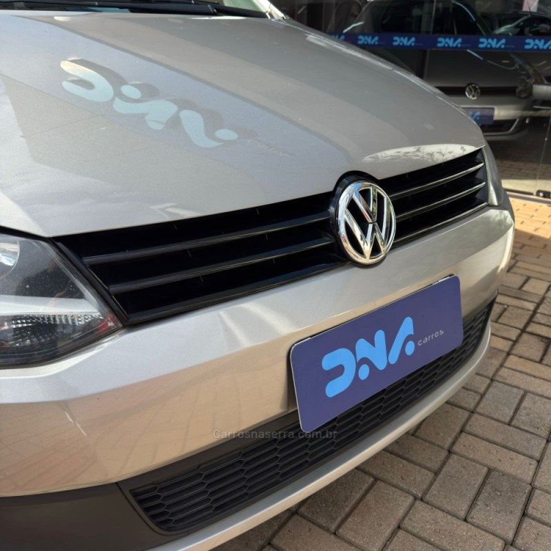 FOX 1.0 ITREND 8V FLEX 4P MANUAL - 2013 - LAJEADO