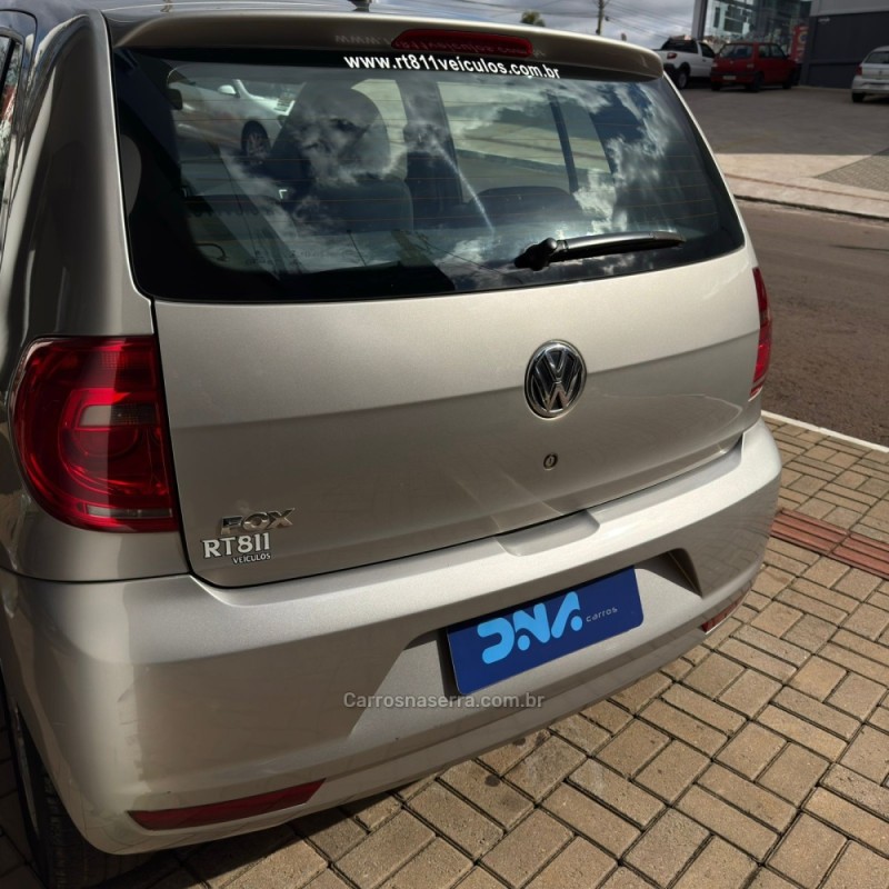 FOX 1.0 ITREND 8V FLEX 4P MANUAL - 2013 - LAJEADO