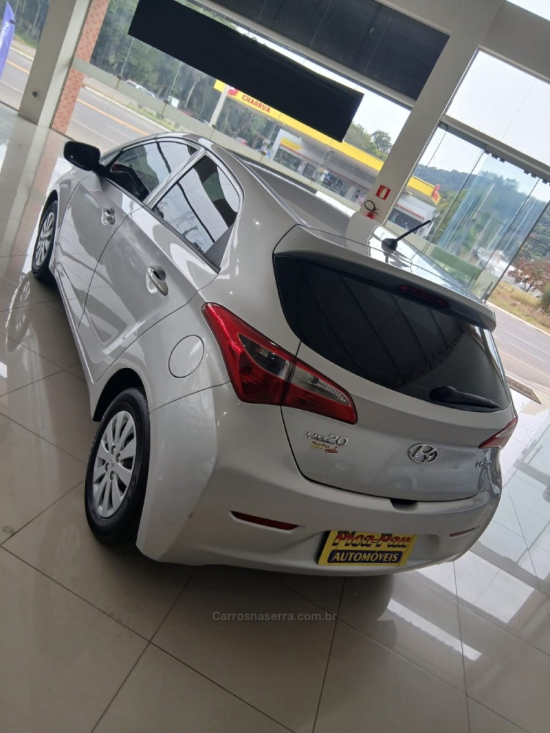 HB20 1.6 COMFORT 16V FLEX 4P MANUAL - 2013 - NOVA PETRóPOLIS