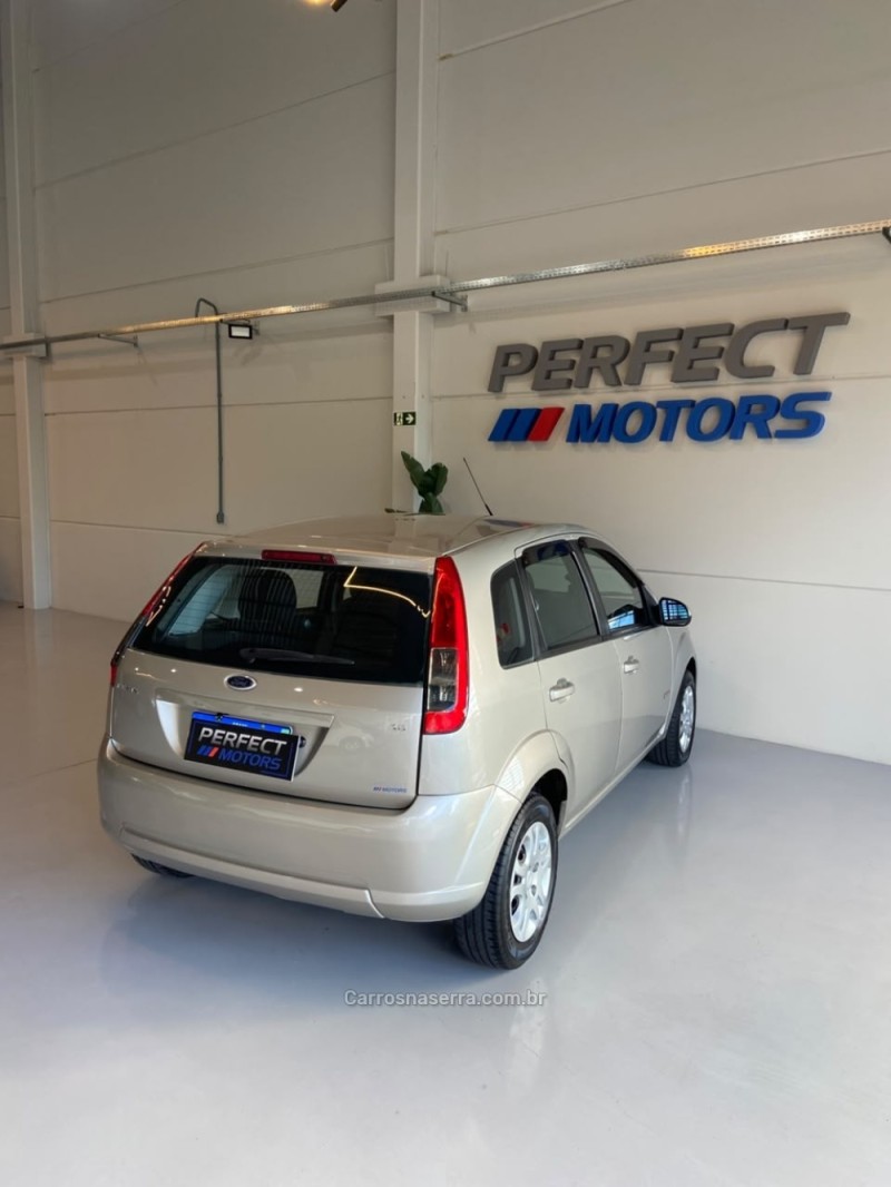 FIESTA 1.6 MPI 8V GASOLINA 4P MANUAL - 2014 - BENTO GONçALVES