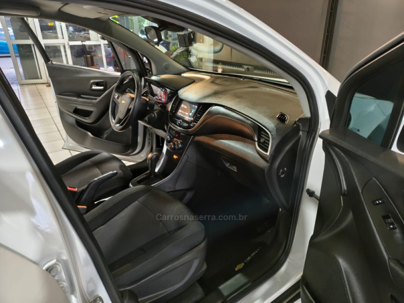 TRACKER 1.4 16V TURBO FLEX LT AUTOMÁTICO - 2018 - NOVO HAMBURGO
