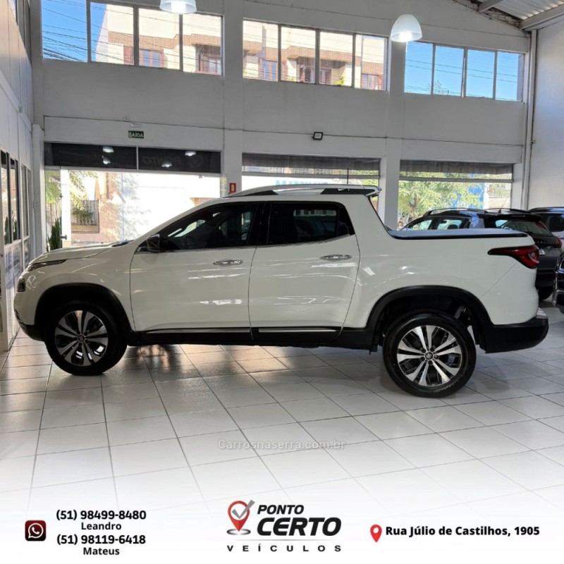 TORO 2.0 16V TURBO DIESEL VOLCANO AT9 4X4 AUTOMÁTICO - 2022 - SANTA CRUZ DO SUL