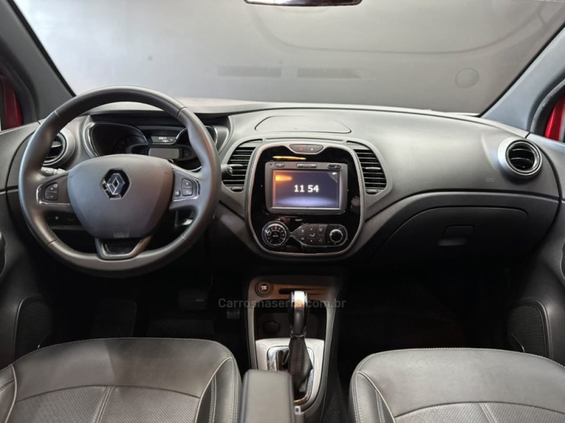 CAPTUR 1.6 16V INTENSE BOSE FLEX 4P AUTOMÁTICO - 2020 - VACARIA