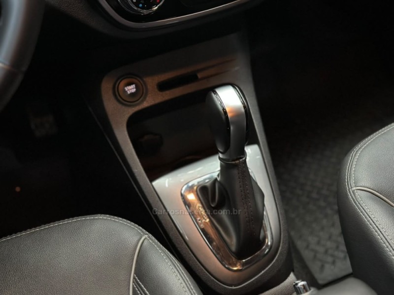 CAPTUR 1.6 16V INTENSE BOSE FLEX 4P AUTOMÁTICO - 2020 - VACARIA