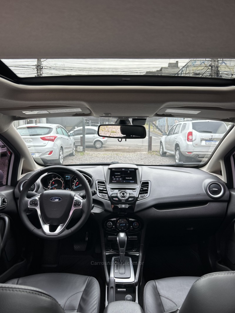 FIESTA 1.6 TITANIUM PLUS SEDAN 16V FLEX 4P AUTOMÁTICO - 2015 - CAXIAS DO SUL