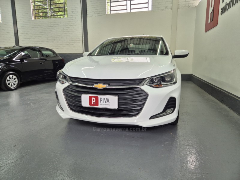 ONIX 1.0	PREMIER PLUS 12V TURBO FLEX 4P AUTOMÁTICO - 2022 - GARIBALDI