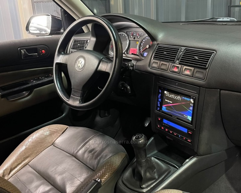 GOLF 1.6 MI SPORTLINE 8V FLEX 4P MANUAL - 2008 - VACARIA