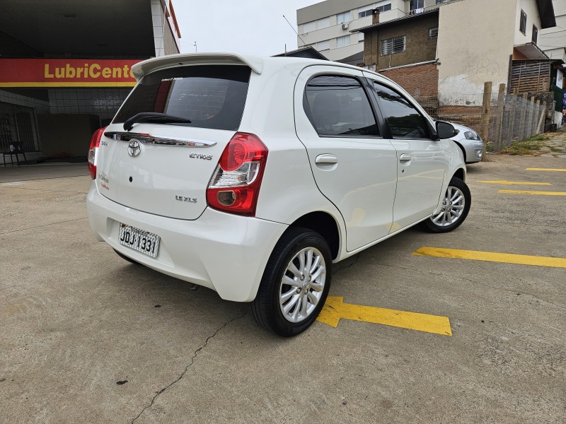 ETIOS 1.5 XLS 16V FLEX 4P MANUAL - 2015 - CAXIAS DO SUL