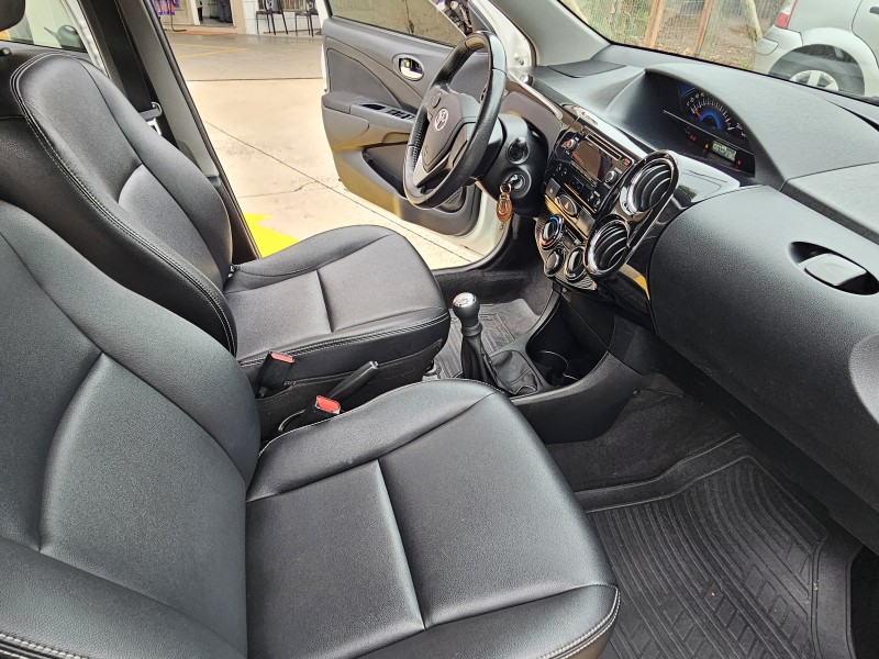 ETIOS 1.5 XLS 16V FLEX 4P MANUAL - 2015 - CAXIAS DO SUL