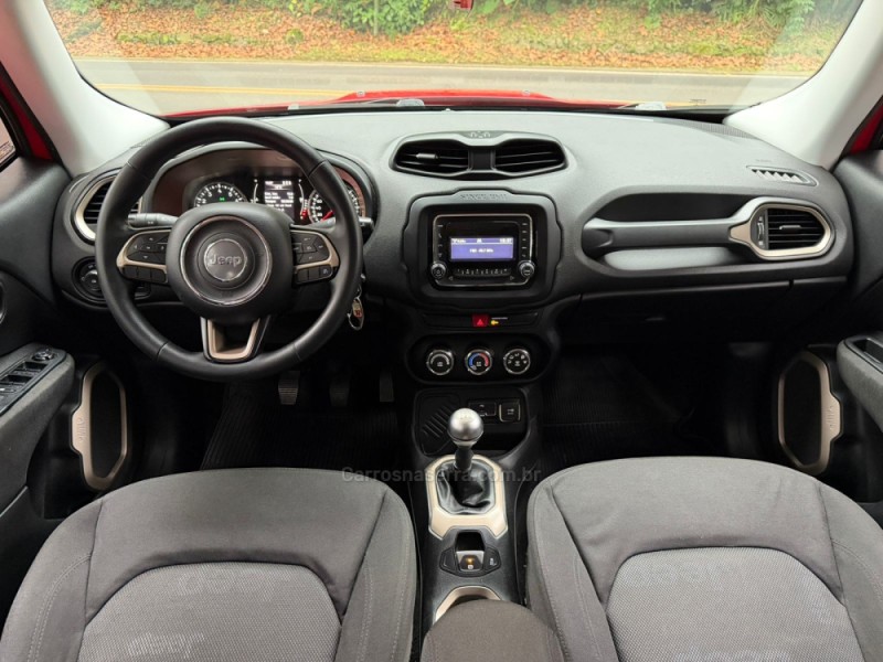 RENEGADE 1.8 16V FLEX 4P MANUAL - 2016 - DOIS IRMãOS