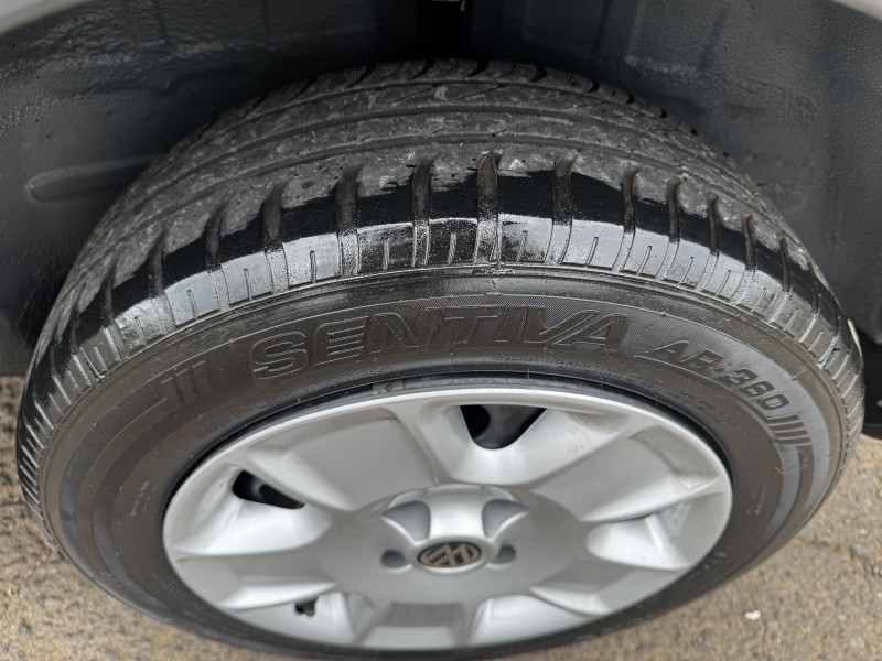 GOL 1.0 MI 8V FLEX 4P MANUAL G.IV - 2010 - DOIS IRMãOS