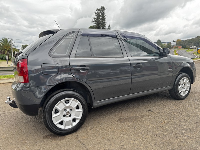 GOL 1.0 MI 8V FLEX 4P MANUAL G.IV - 2010 - DOIS IRMãOS