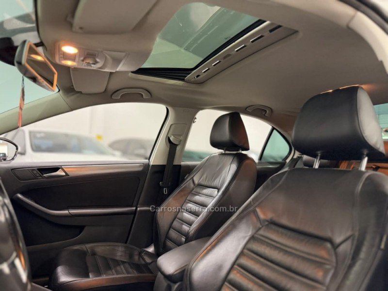 JETTA 2.0 TSI HIGHLINE 211CV GASOLINA 4P DSG - 2014 - VACARIA