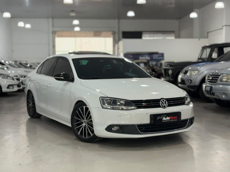 JETTA 2.0 TSI HIGHLINE 211CV GASOLINA 4P DSG - 2014 - VACARIA