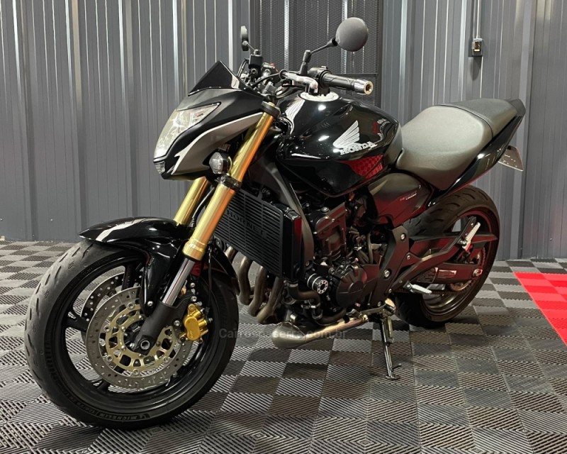 CB 600F HORNET - 2012 - VACARIA