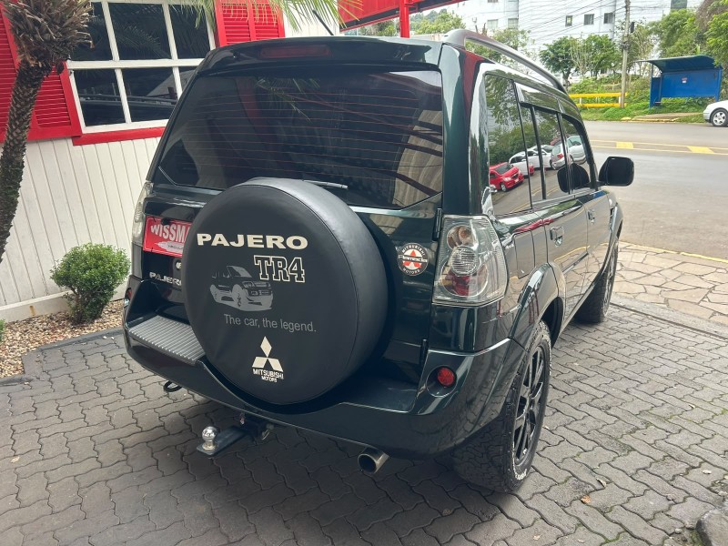 PAJERO TR4 2.0 4X2 16V 140CV FLEX 4P AUTOMÁTICO - 2011 - TRêS COROAS