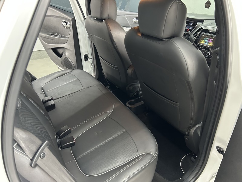 CAPTUR 1.6 16V INTENSE BOSE FLEX 4P AUTOMÁTICO - 2021 - CAXIAS DO SUL