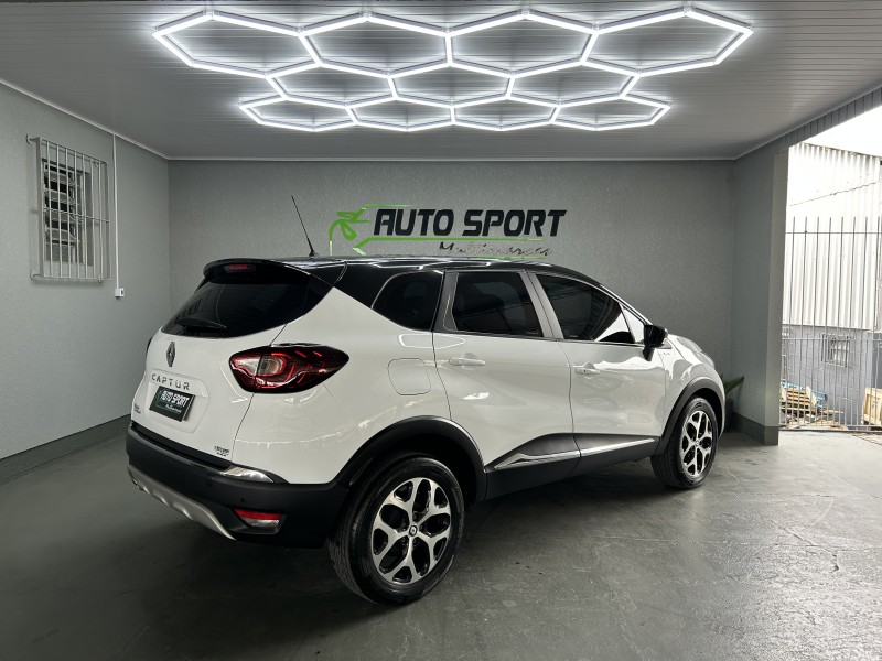 CAPTUR 1.6 16V INTENSE BOSE FLEX 4P AUTOMÁTICO - 2021 - CAXIAS DO SUL