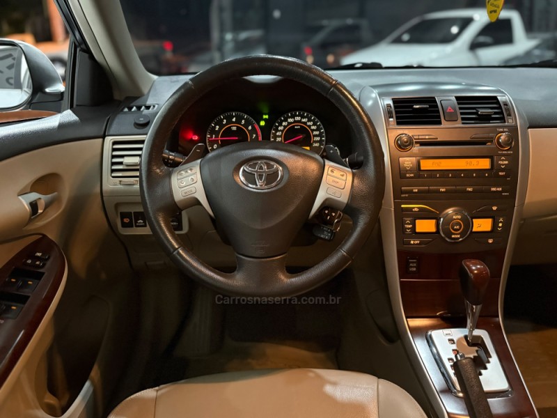 COROLLA 2.0 ALTIS 16V FLEX 4P AUTOMÁTICO - 2013 - NOVO HAMBURGO