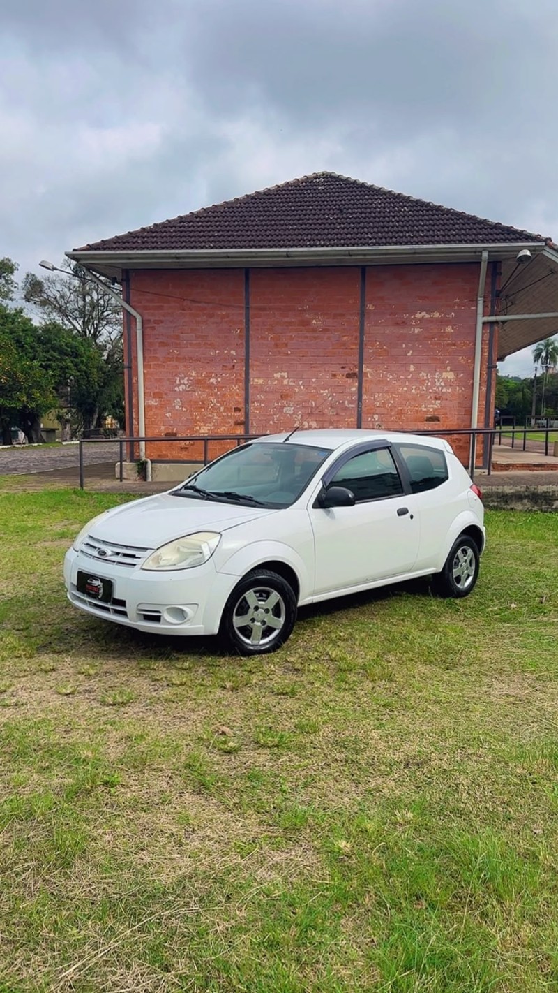 KA 1.0 MPI CLASS 8V FLEX 2P MANUAL - 2011 - SãO SEBASTIãO DO CAí