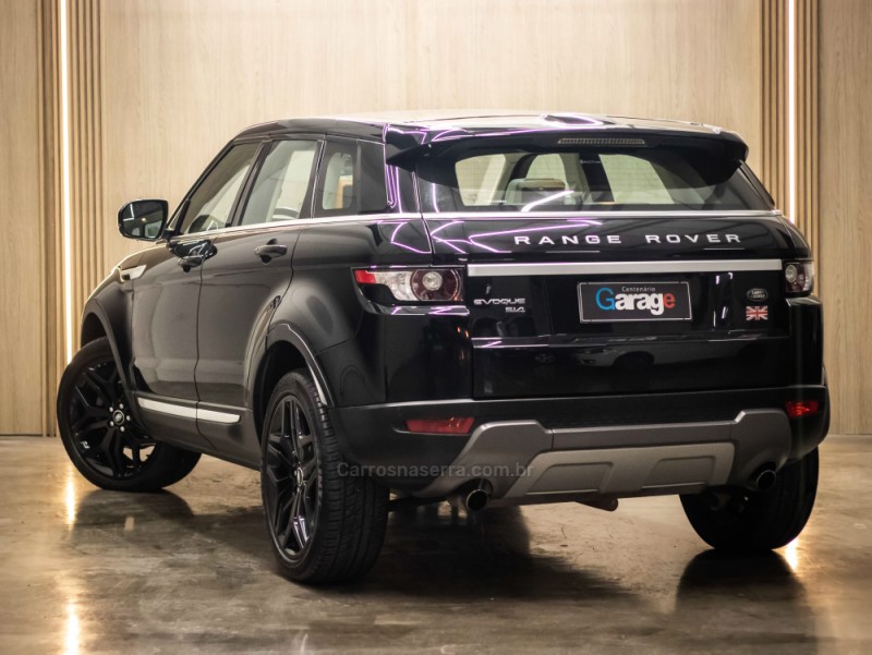 RANGE ROVER EVOQUE 2.0 PRESTIGE TECH 4WD 16V GASOLINA 4P AUTOMÁTICO - 2013 - CAXIAS DO SUL