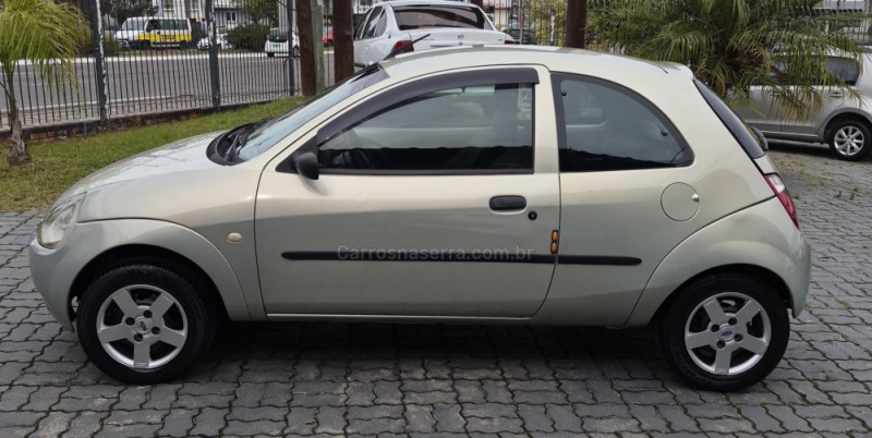 KA 1.0 MPI GL 8V GASOLINA 2P MANUAL - 2004 - CAXIAS DO SUL