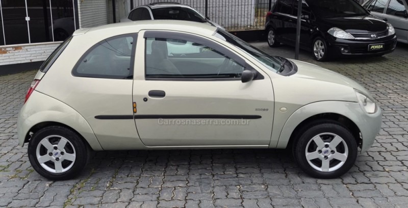 KA 1.0 MPI GL 8V GASOLINA 2P MANUAL - 2004 - CAXIAS DO SUL