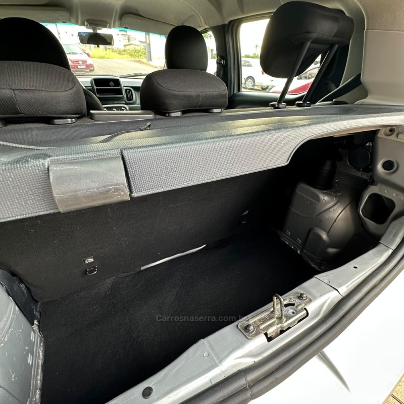 MOBI 1.0 8V EVO FLEX LIKE. MANUAL - 2021 - LAJEADO
