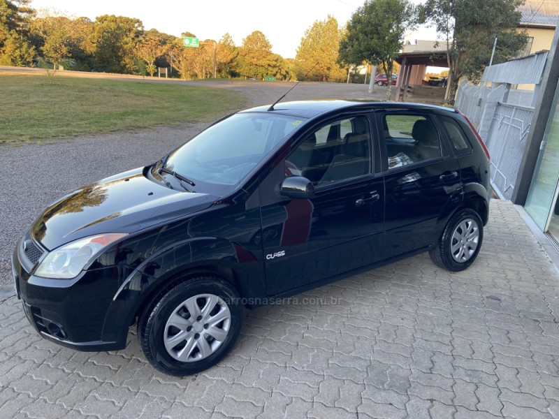 FIESTA 1.0 ROCAM HATCH 8V FLEX 4P MANUAL - 2009 - NOVA PRATA