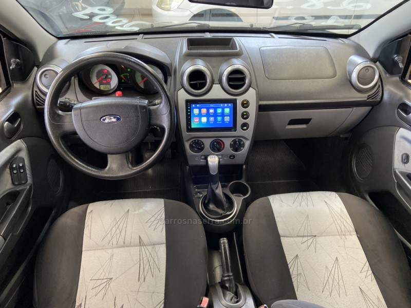 FIESTA 1.0 ROCAM HATCH 8V FLEX 4P MANUAL - 2009 - NOVA PRATA