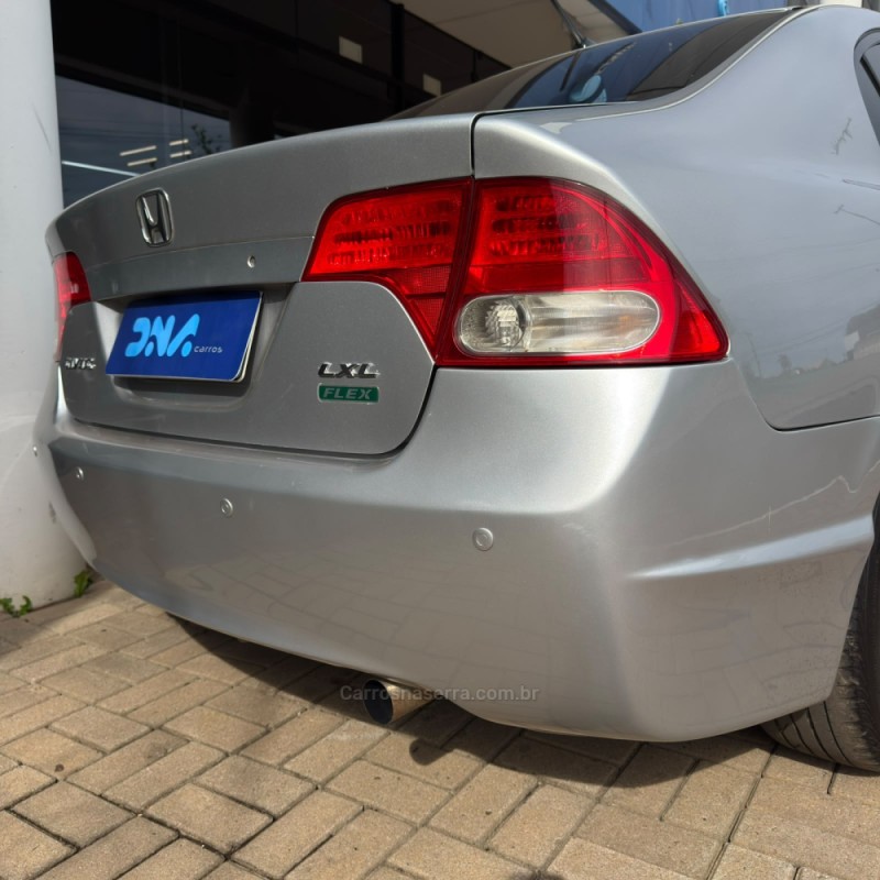 CIVIC 1.8 LXL 16V FLEX 4P AUTOMÁTICO - 2010 - LAJEADO