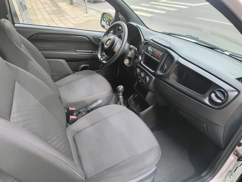 FIORINO 1.3 MPI FURGÃO 8V FLEX 2P MANUAL - 2025 - CAXIAS DO SUL