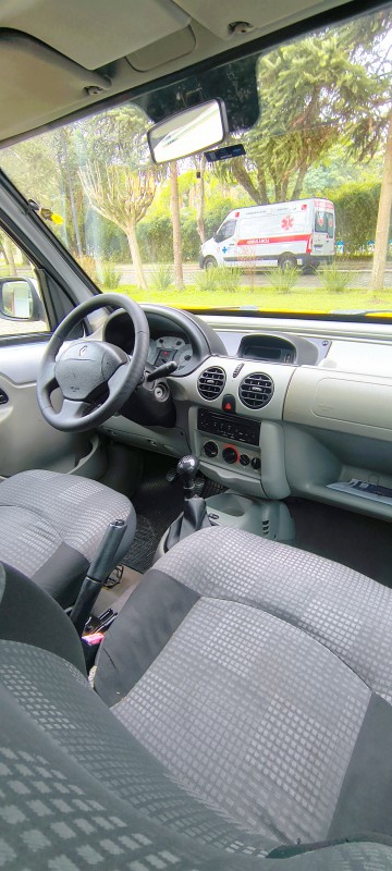 KANGOO 1.6 EXPRESS 16V FLEX 4P MANUAL - 2010 - FARROUPILHA