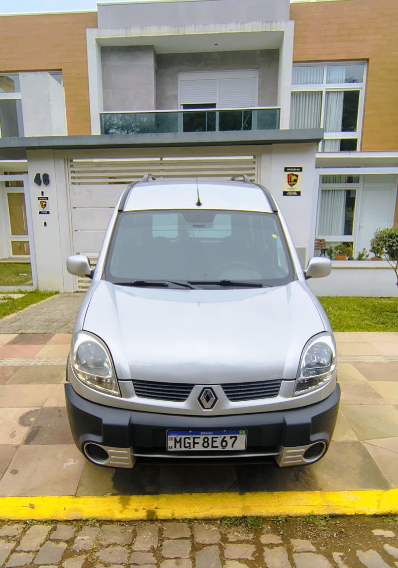 KANGOO 1.6 EXPRESS 16V FLEX 4P MANUAL - 2010 - FARROUPILHA