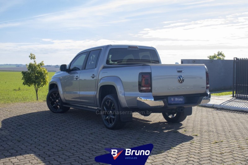 AMAROK 3.0 V6 TDI HIGHLINE CD DIESEL 4MOTION AUTOMÁTICO - 2025 - PALMEIRA DAS MISSõES
