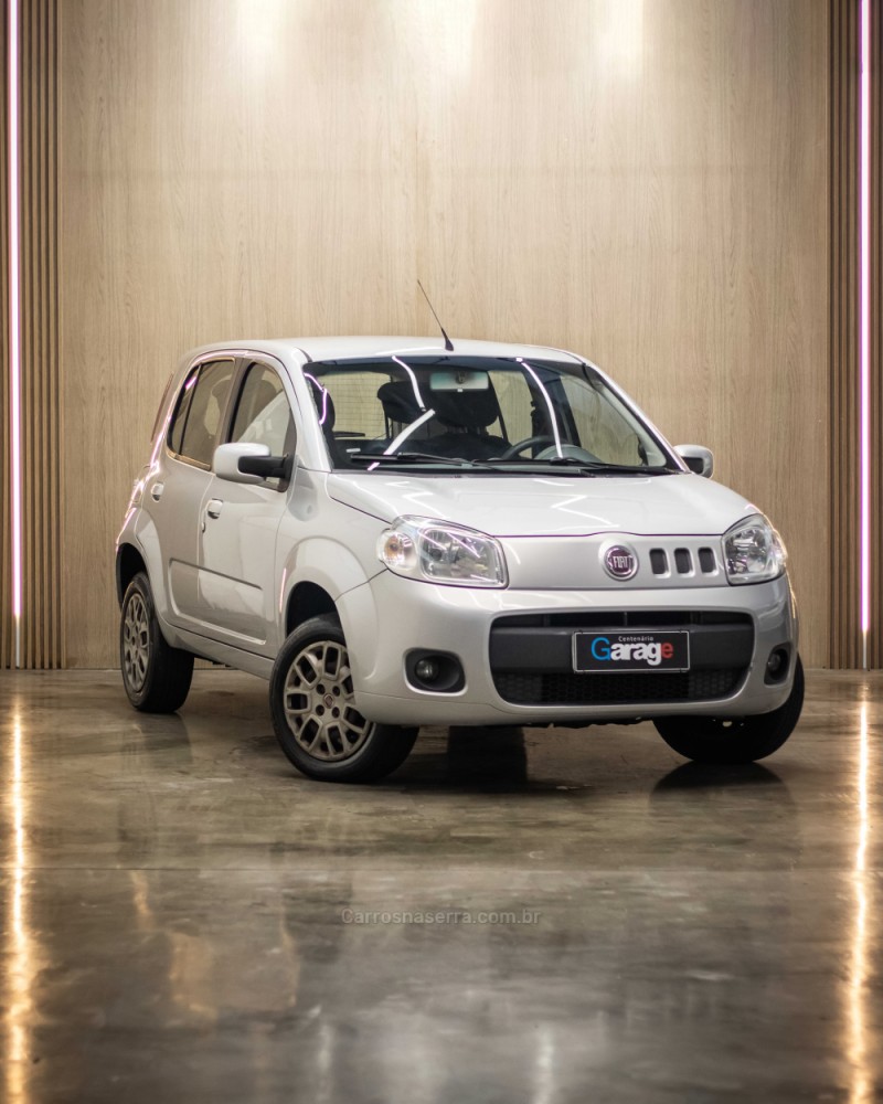 UNO 1.0 VIVACE 8V FLEX 4P MANUAL