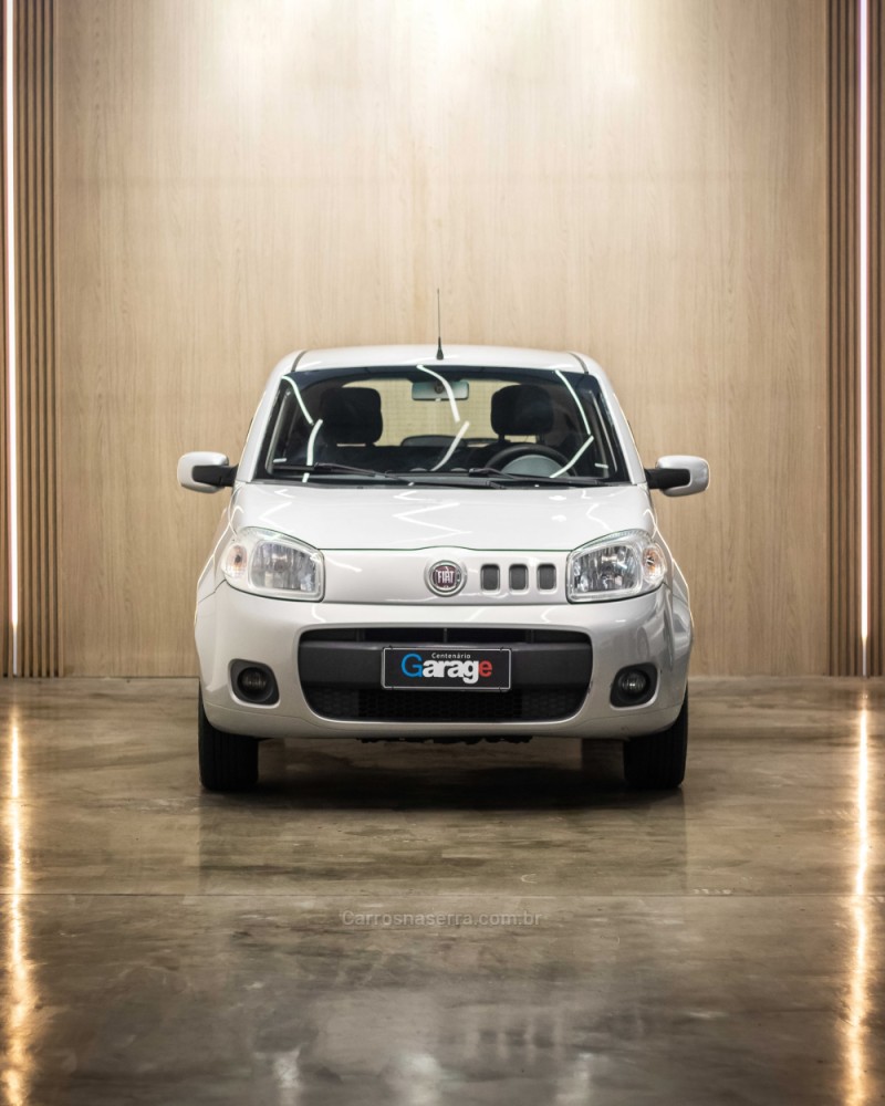UNO 1.0 VIVACE 8V FLEX 4P MANUAL - 2014 - CAXIAS DO SUL