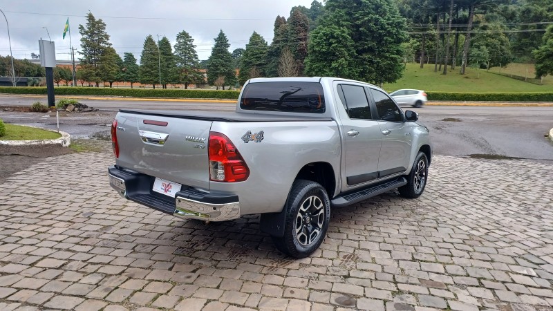 hilux 2.8 srv 4x4 cd 16v diesel 4p automatico 2022 flores da cunha