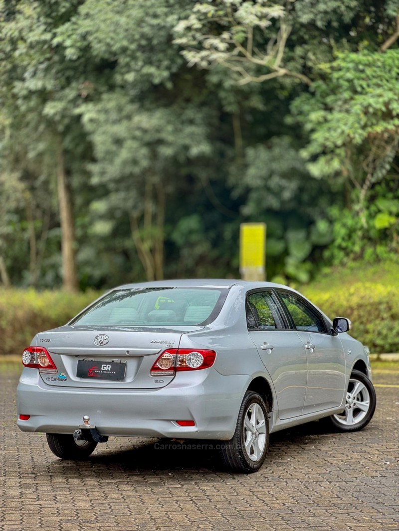 COROLLA 2.0 XEI 16V FLEX 4P AUTOMÁTICO - 2014 - TUPANDI