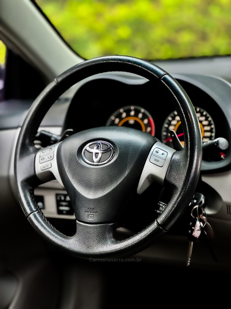 COROLLA 2.0 XEI 16V FLEX 4P AUTOMÁTICO - 2014 - TUPANDI