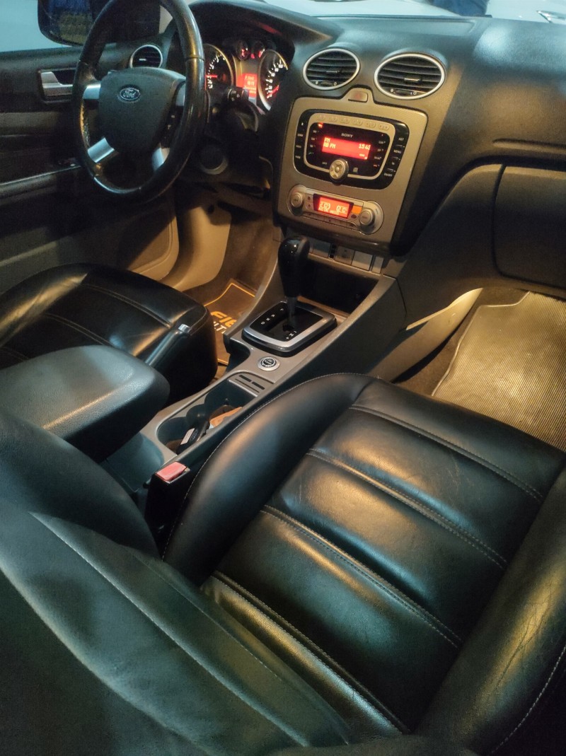 FOCUS 2.0 GHIA 16V GASOLINA 4P AUTOMÁTICO - 2009 - VALE REAL