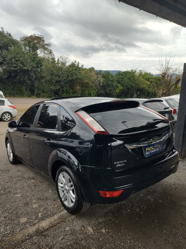 FOCUS 2.0 GHIA 16V GASOLINA 4P AUTOMÁTICO - 2009 - VALE REAL