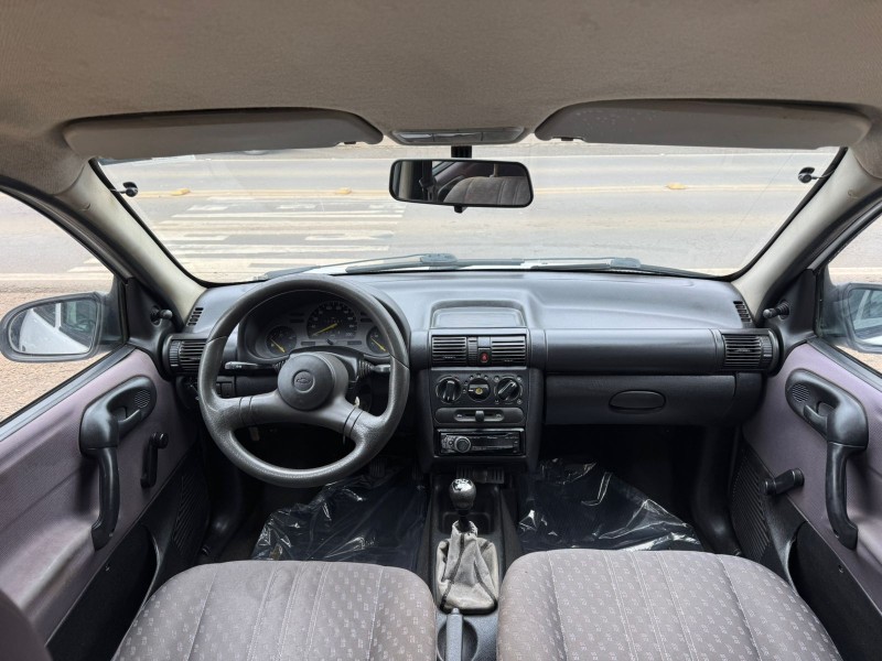 CORSA 1.0 MPF WIND 8V GASOLINA 4P MANUAL - 1999 - VACARIA